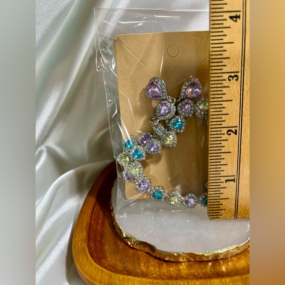 Large Pastel Stones Heart Dangle Earrings - Picture 3 of 3